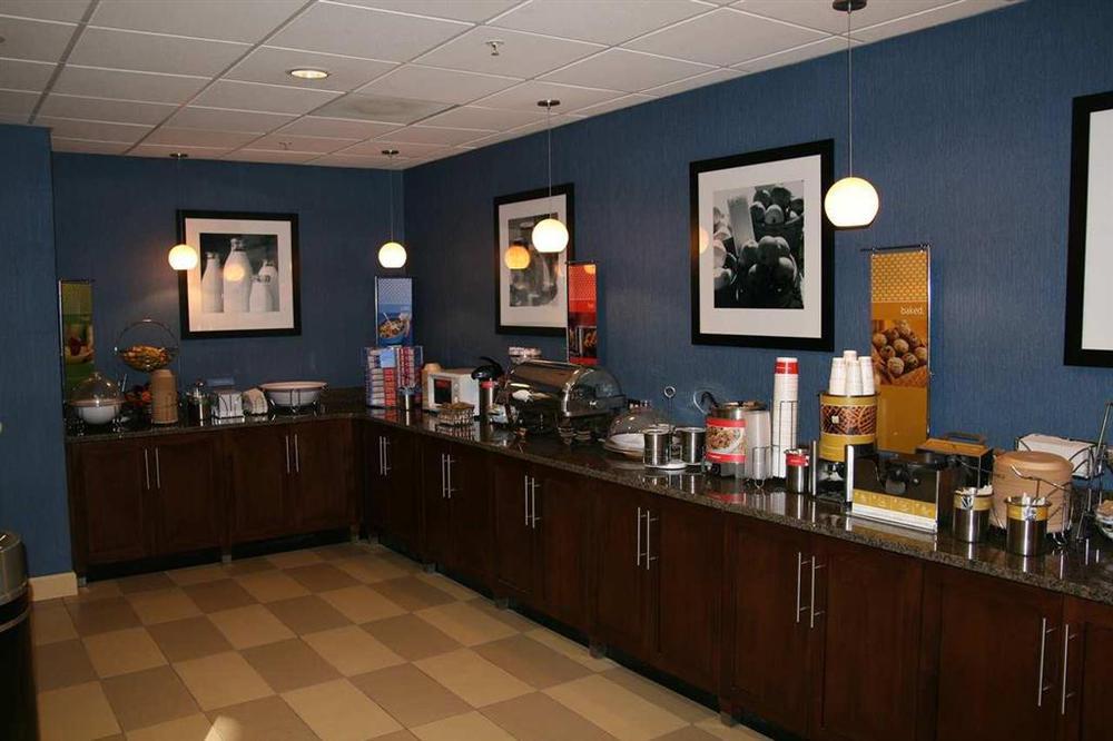 Hampton Inn Salem East - Electric Road Restaurant foto